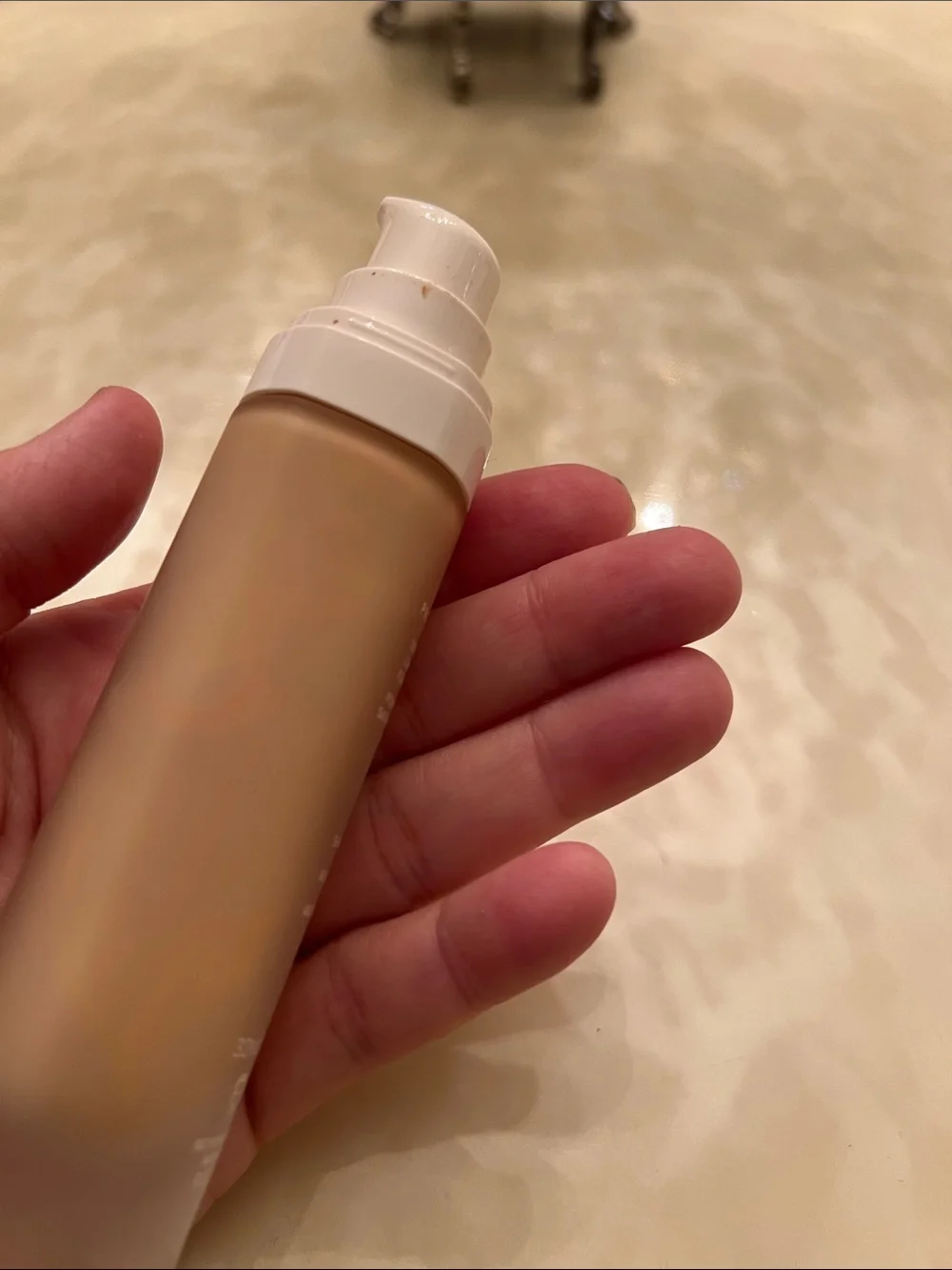 Fenty Beauty Foundation - 185 pro filt’r soft white